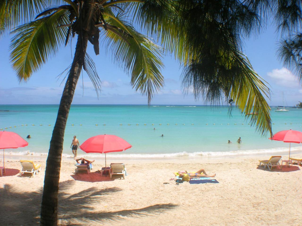 Villa Oasis Pereybere Beach Buitenkant foto